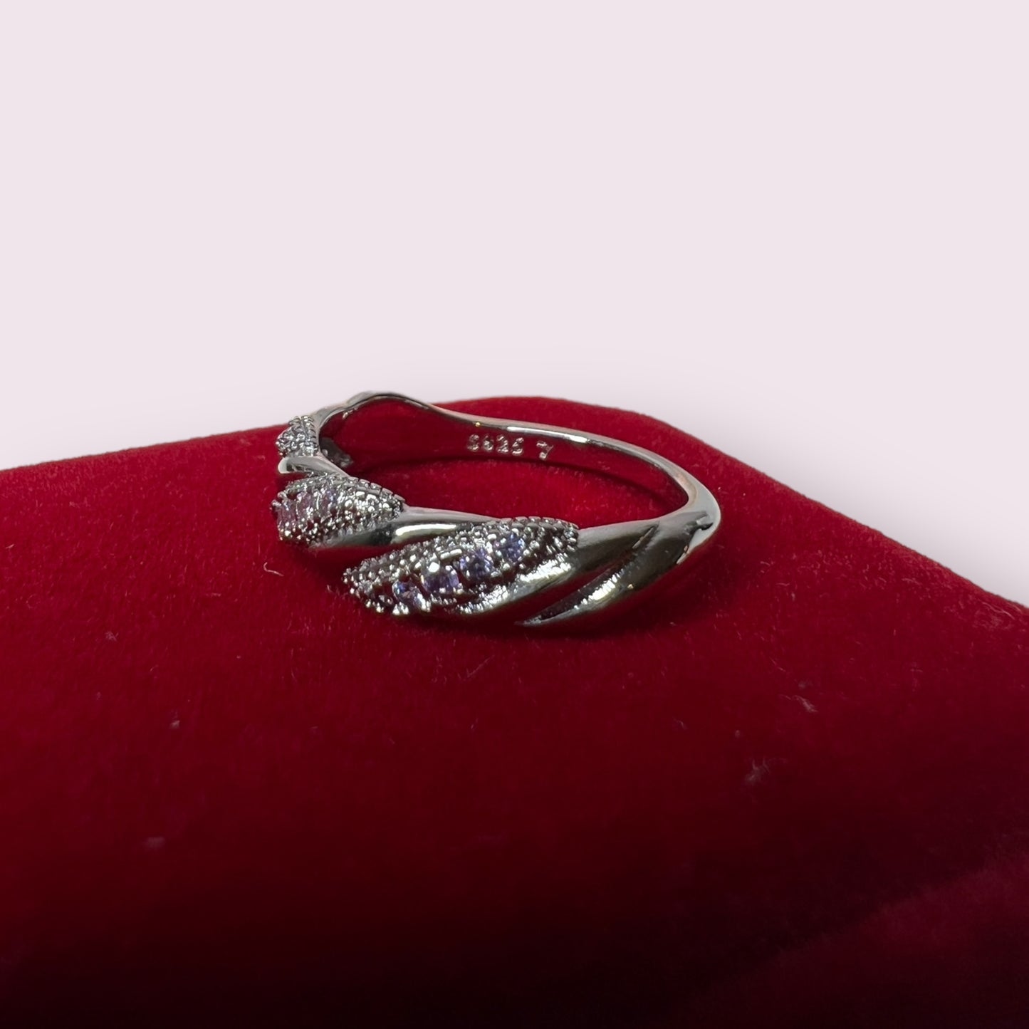 LEVANDA Promise Ring